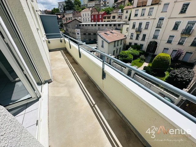 LOCATION - Appartement - ST ETIENNE (42000) - 800 €