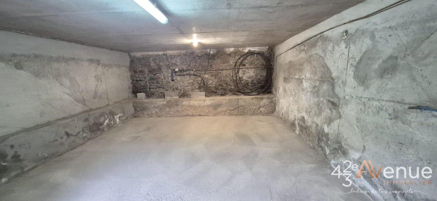 VENTE - Local - ST ETIENNE (42000) - 125000 €