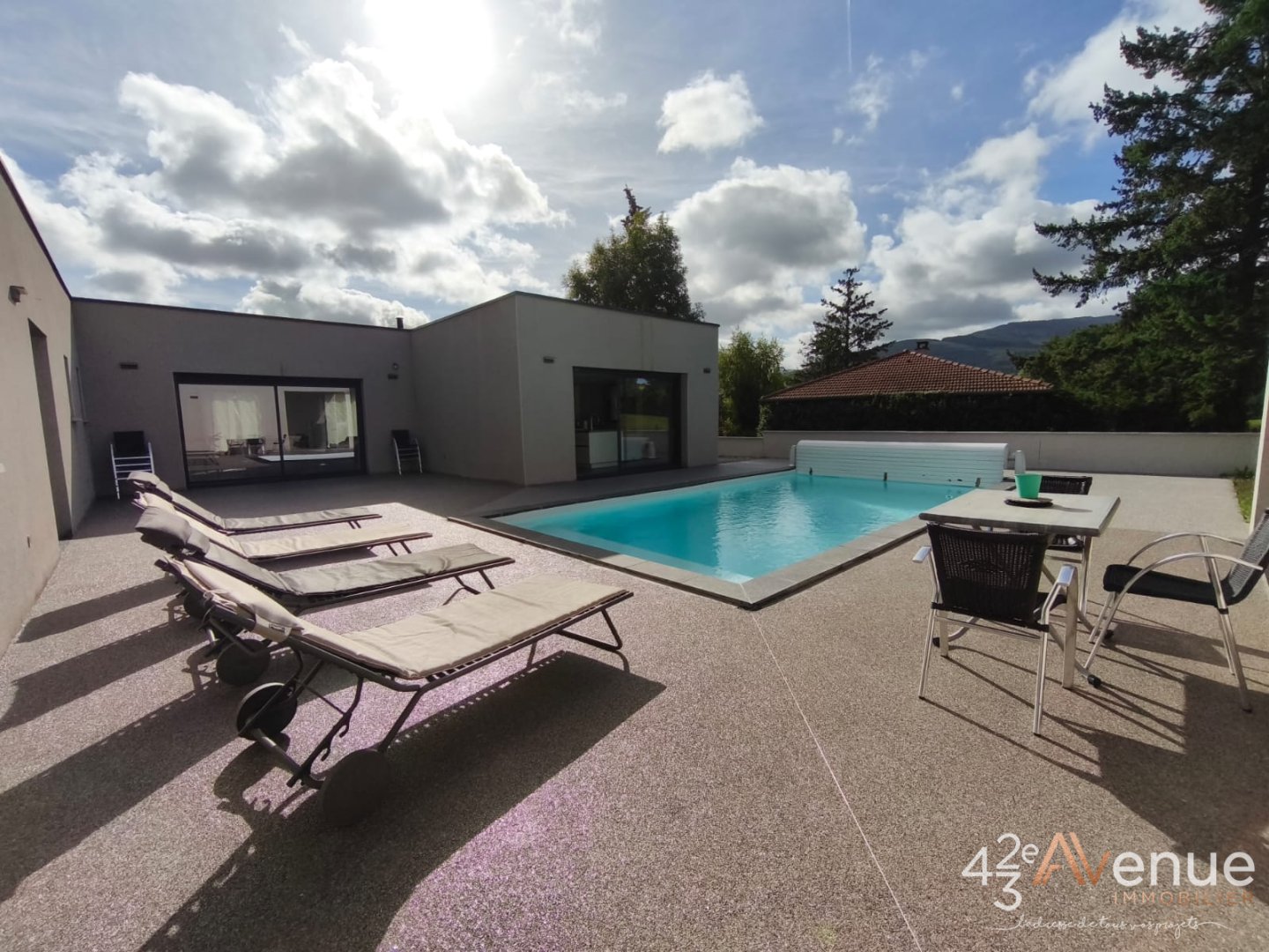 VENTE - Maison/villa - ST CHAMOND (42400) - 599000 €