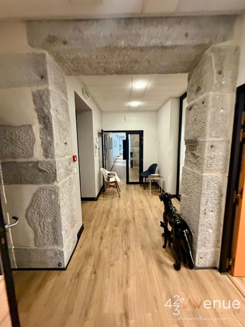 VENTE - Bureaux - ST ETIENNE (42000) - 303520 €