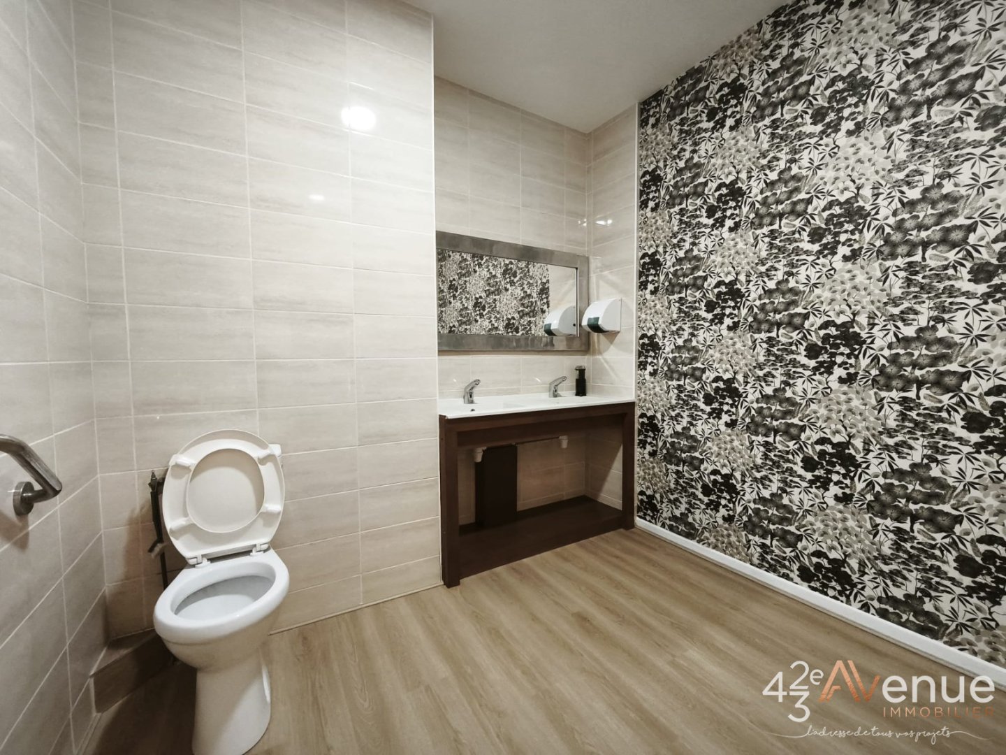 VENTE - Local - ST ETIENNE (42000) - 269000 €