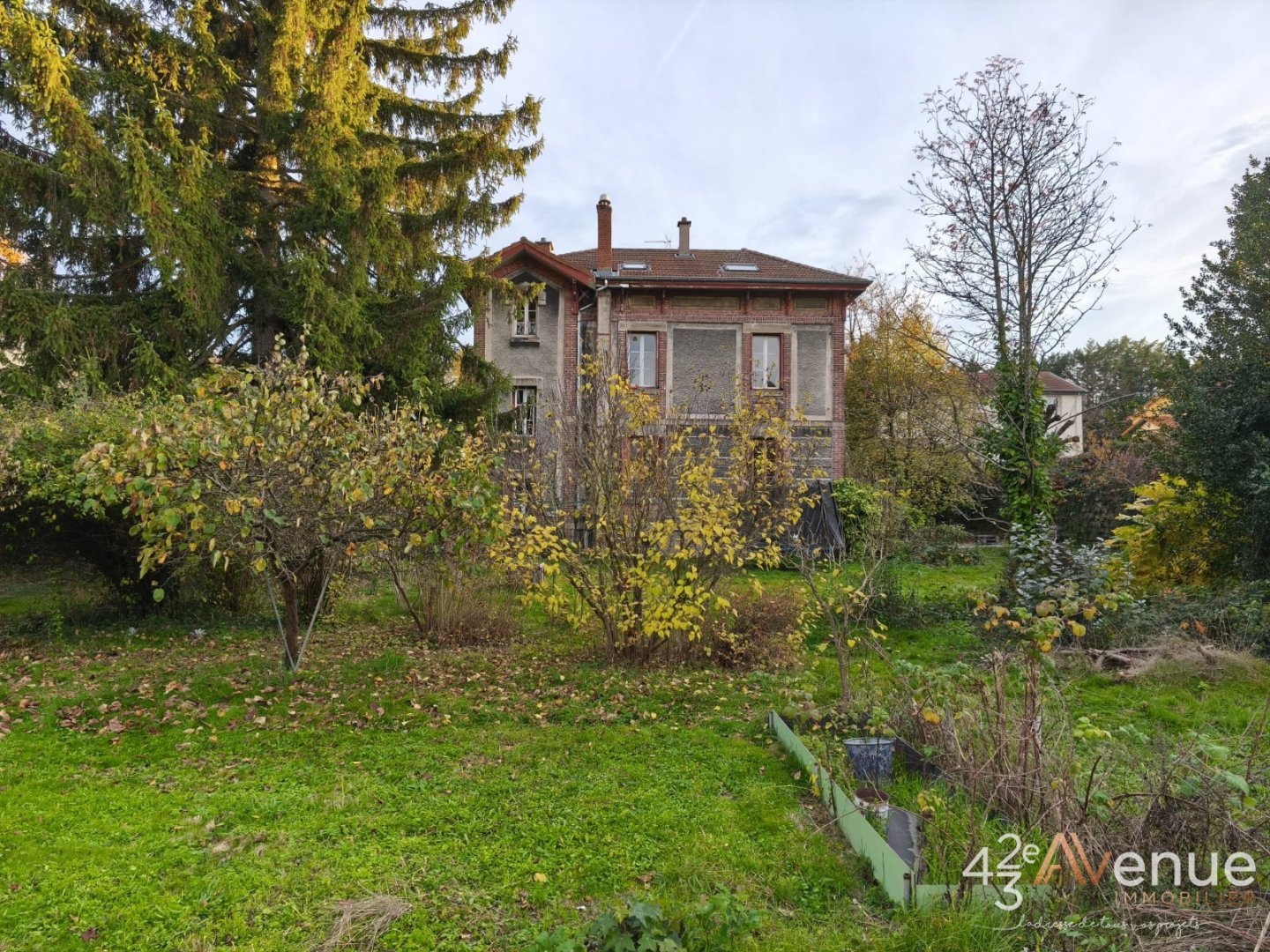 VENTE - Appartement - LE CHAMBON FEUGEROLLES (42500) - 175000 €