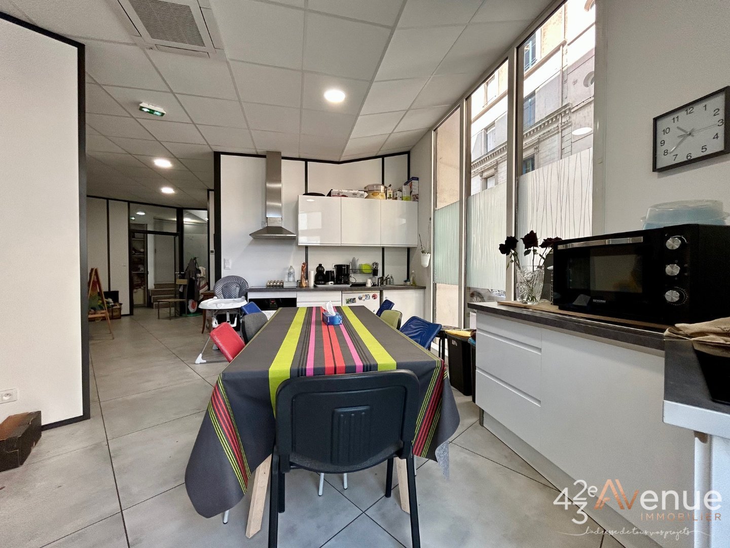 LOCATION - Bureaux - ST ETIENNE (42000) - 2000 €
