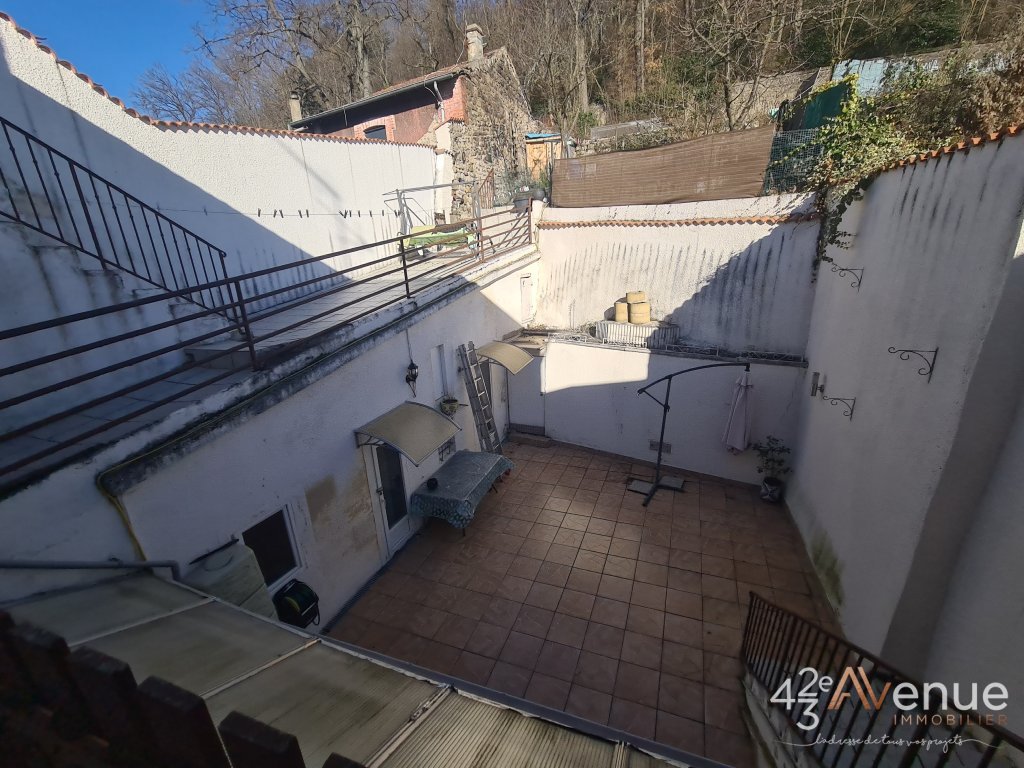 VENTE - Immeuble - UNIEUX (42240) - 250000 €