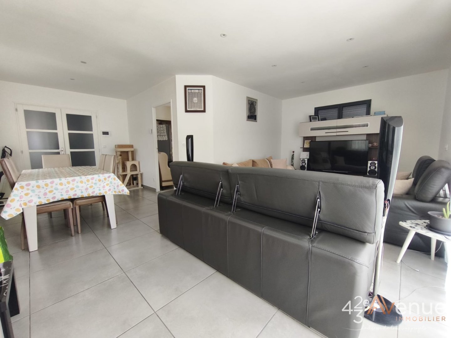 VENTE - Maison/villa - SURY LE COMTAL (42450) - 265000 €