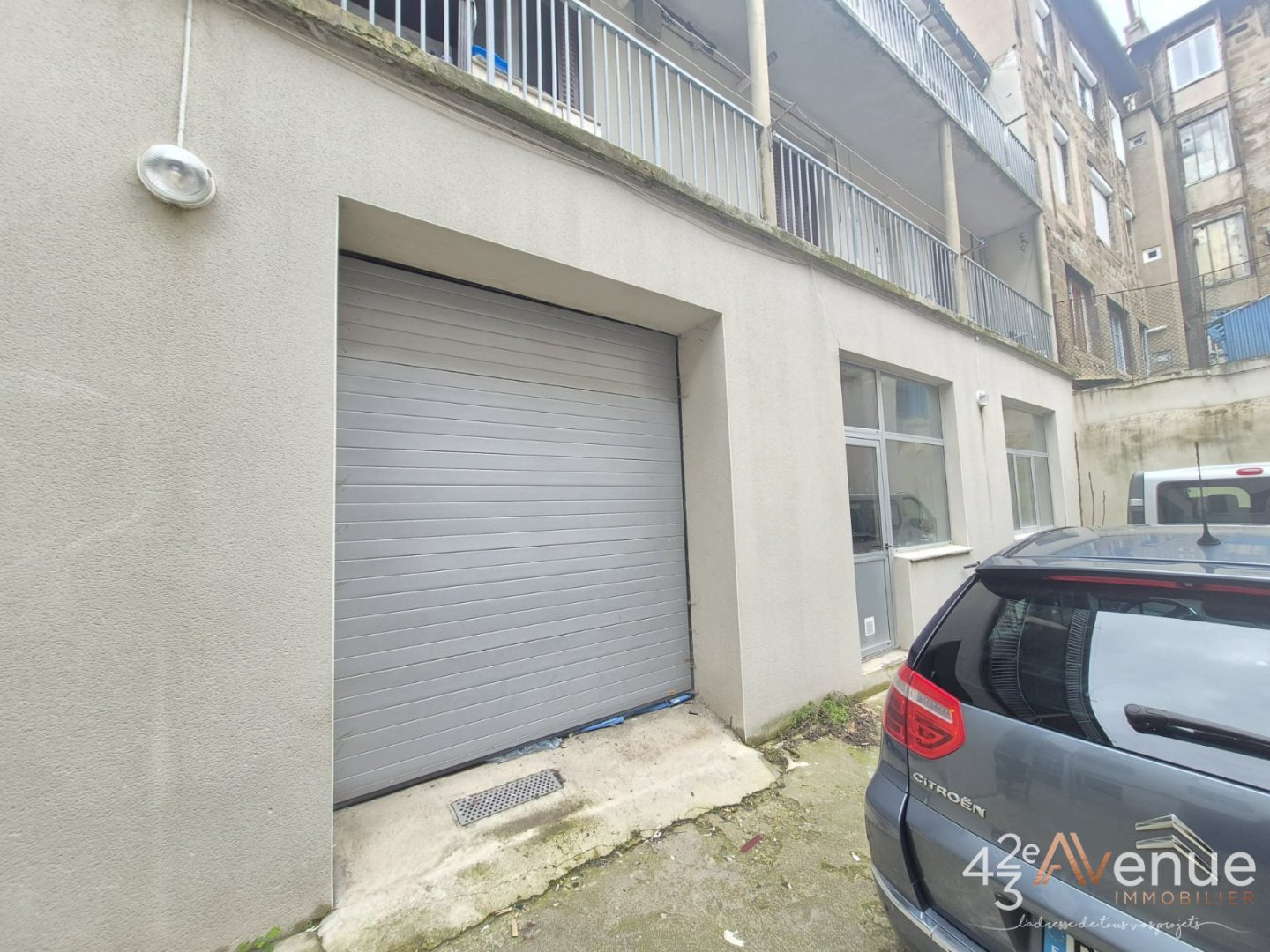 VENTE - Local - ST ETIENNE (42000) - 49900 €