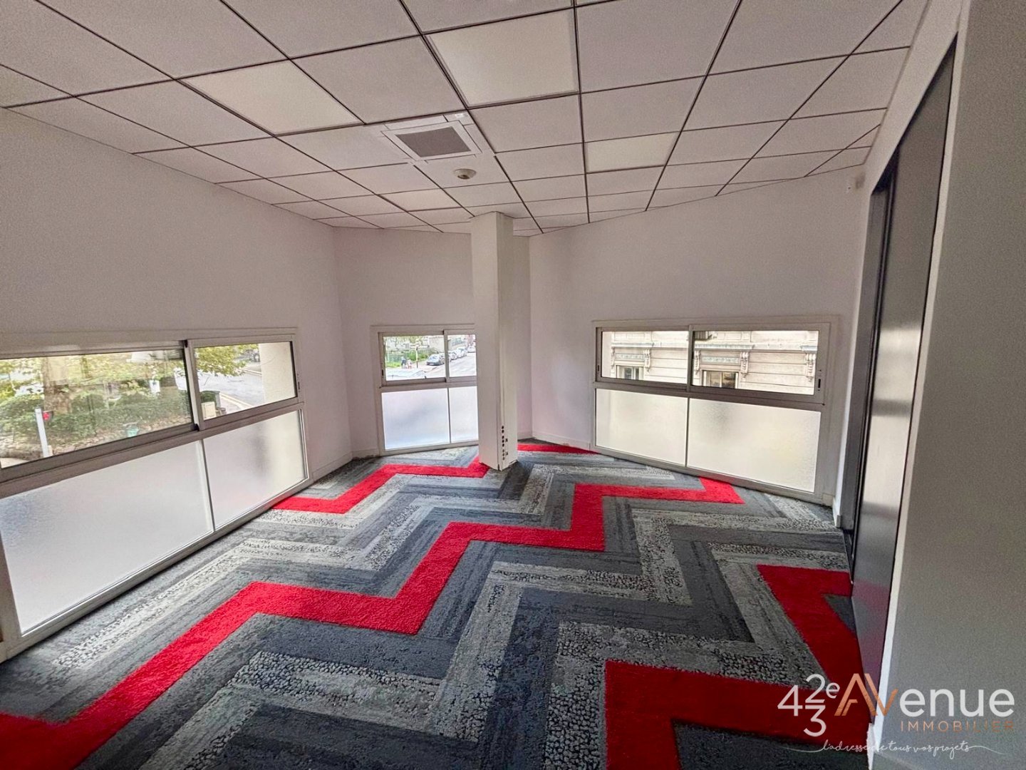 VENTE - Bureaux - ST ETIENNE (42000) - 275000 €