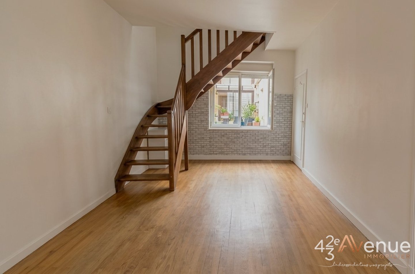 VENTE - Immeuble - RIVE DE GIER (42800) - 100000 €