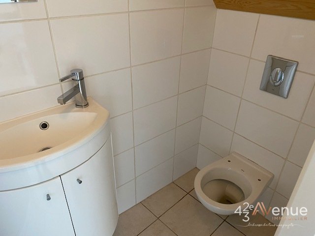 LOCATION - Appartement - ST PRIEST EN JAREZ (42270) - 390 €