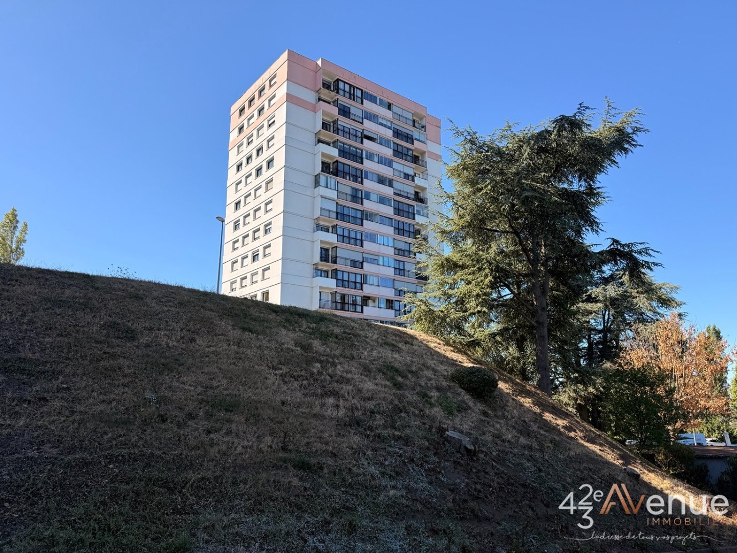 VENTE - Appartement - VILLARS (42390) - 137000 €