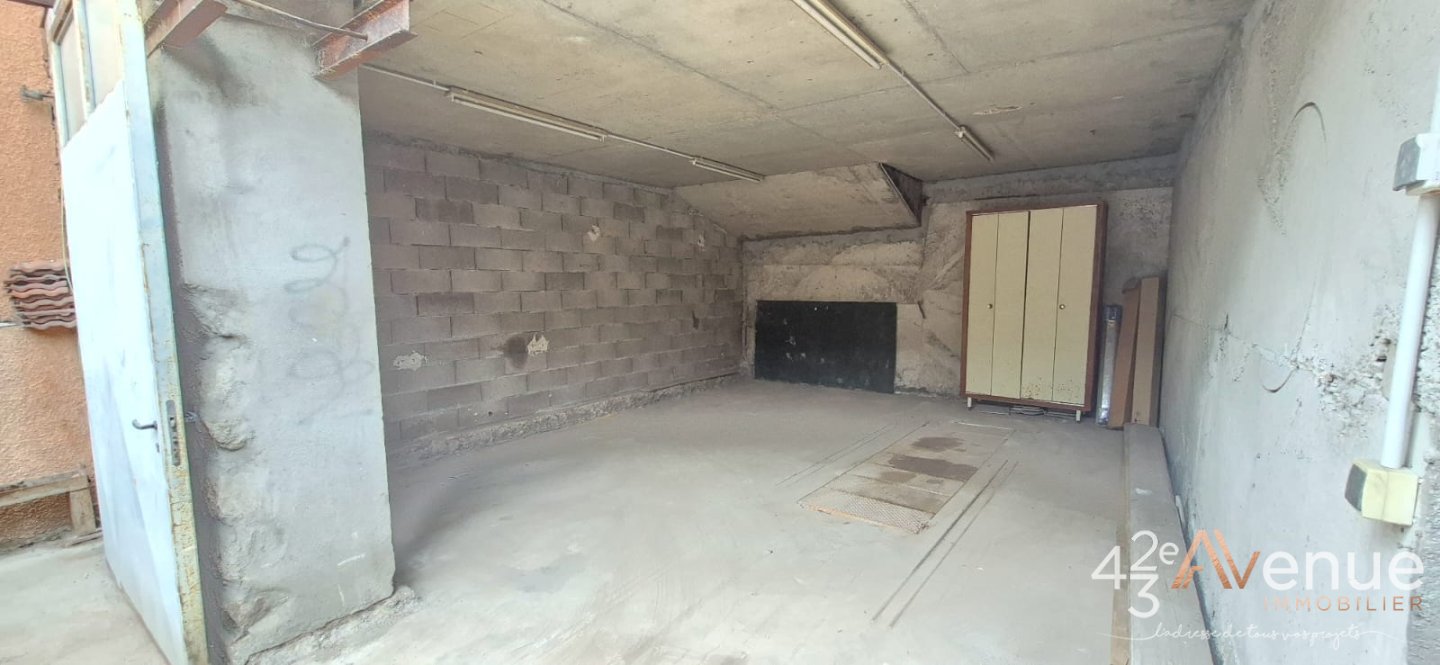 VENTE - Local - ST ETIENNE (42000) - 125000 €