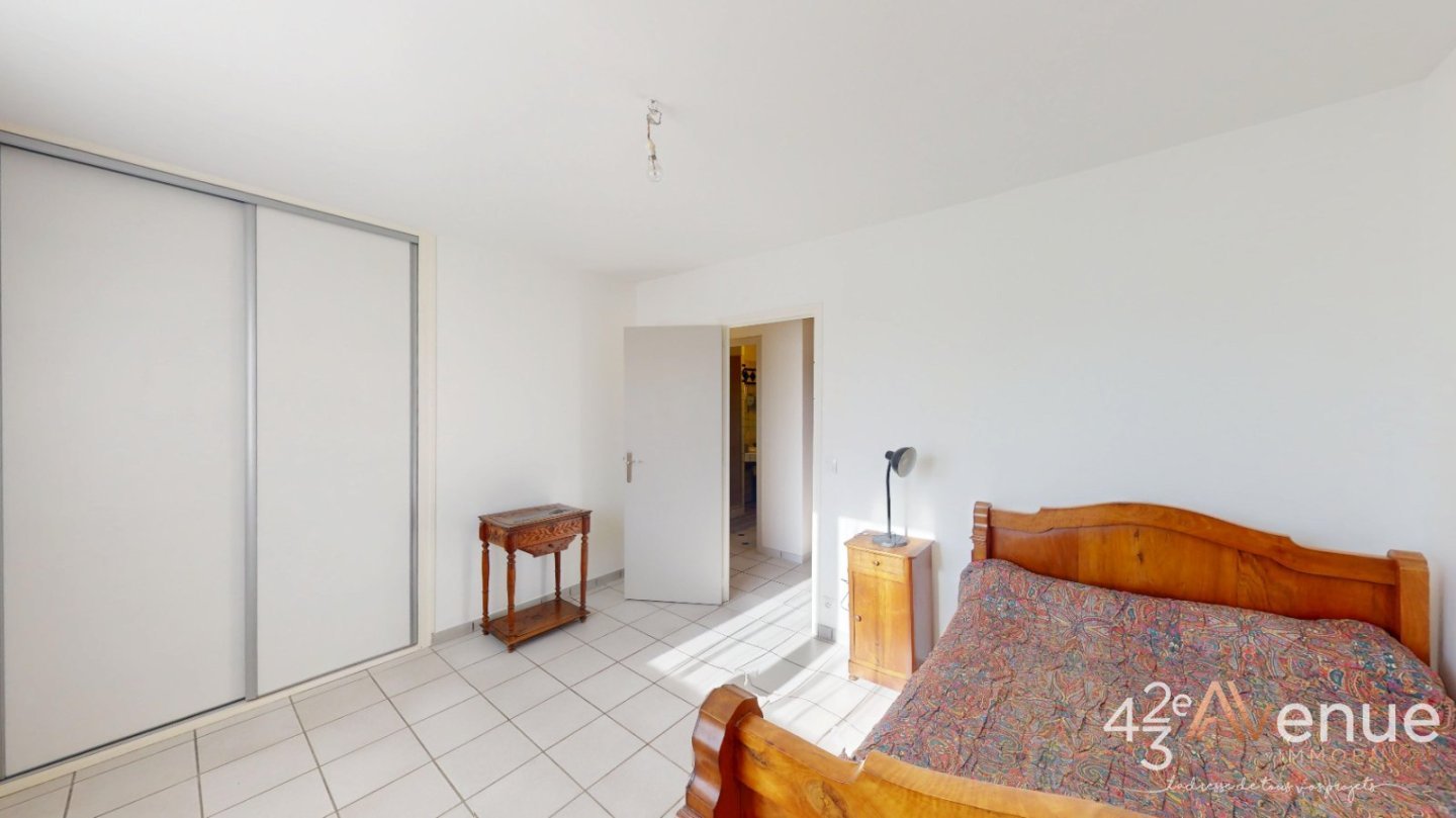 VENTE - Maison/villa - ST GENEST LERPT (42530) - 520000 €