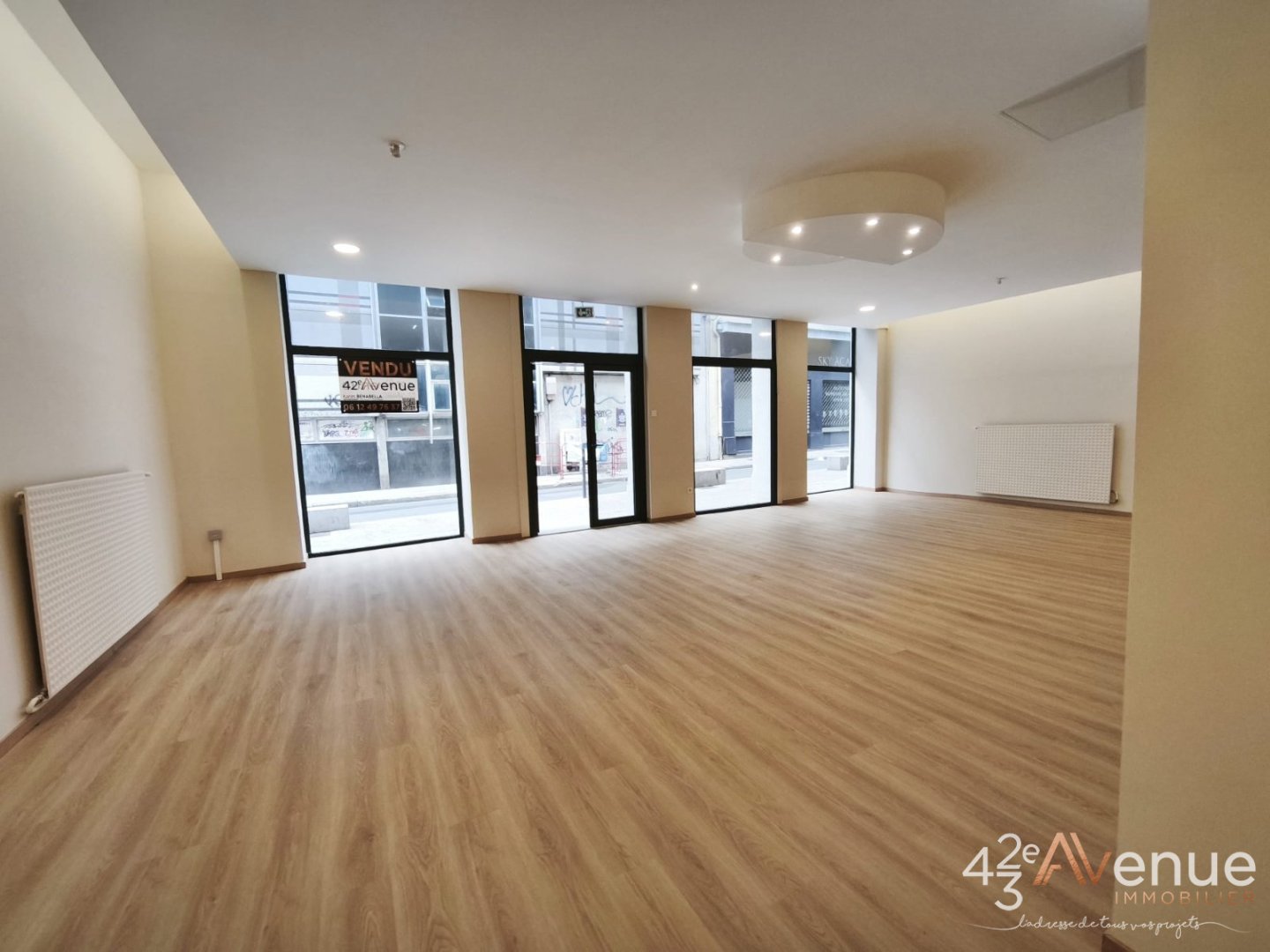 VENTE - Local - ST ETIENNE (42000) - 269000 €