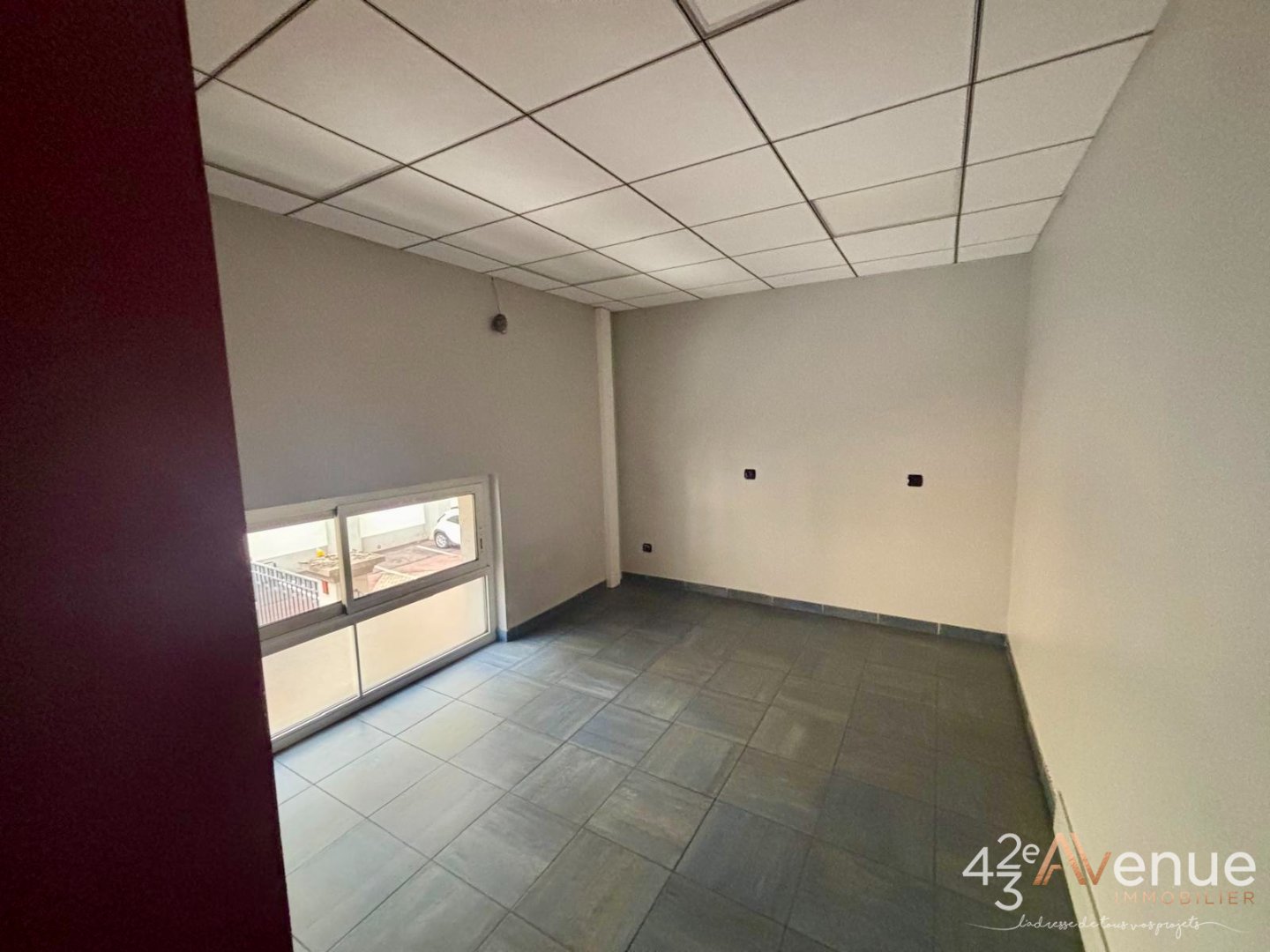 LOCATION - Bureaux - ST ETIENNE (42000) - 2000 €