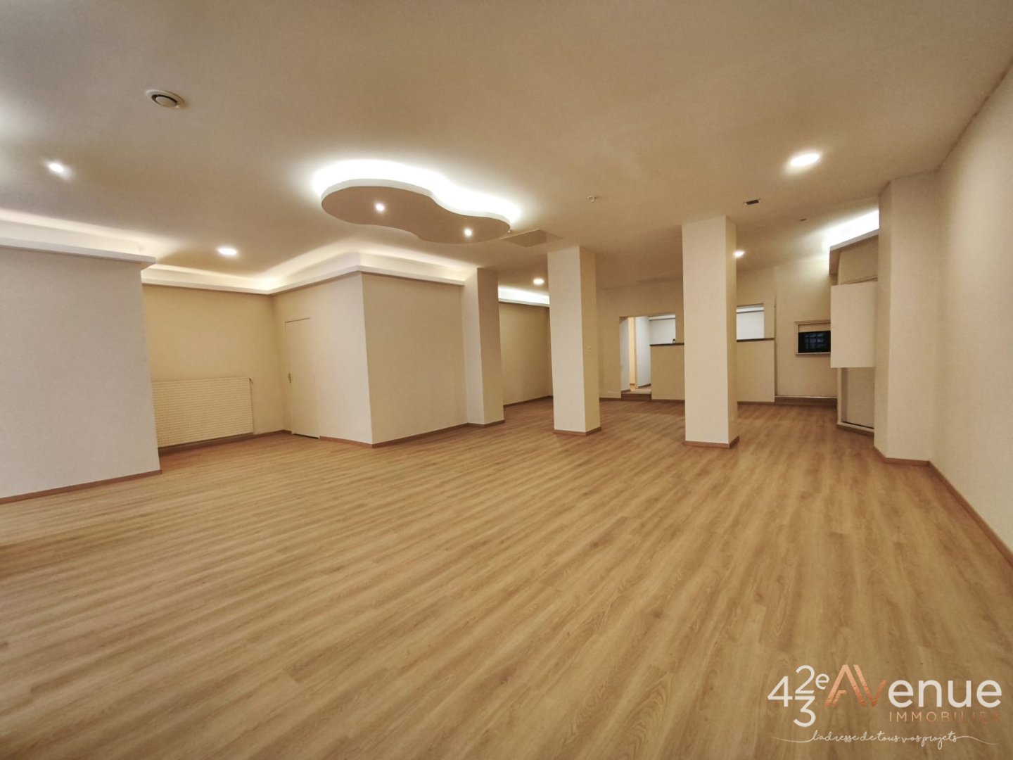 VENTE - Local - ST ETIENNE (42000) - 269000 €