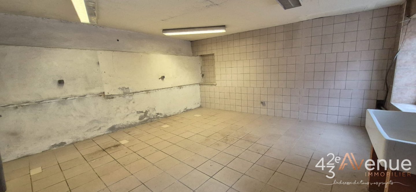 VENTE - Local - ST ETIENNE (42000) - 125000 €