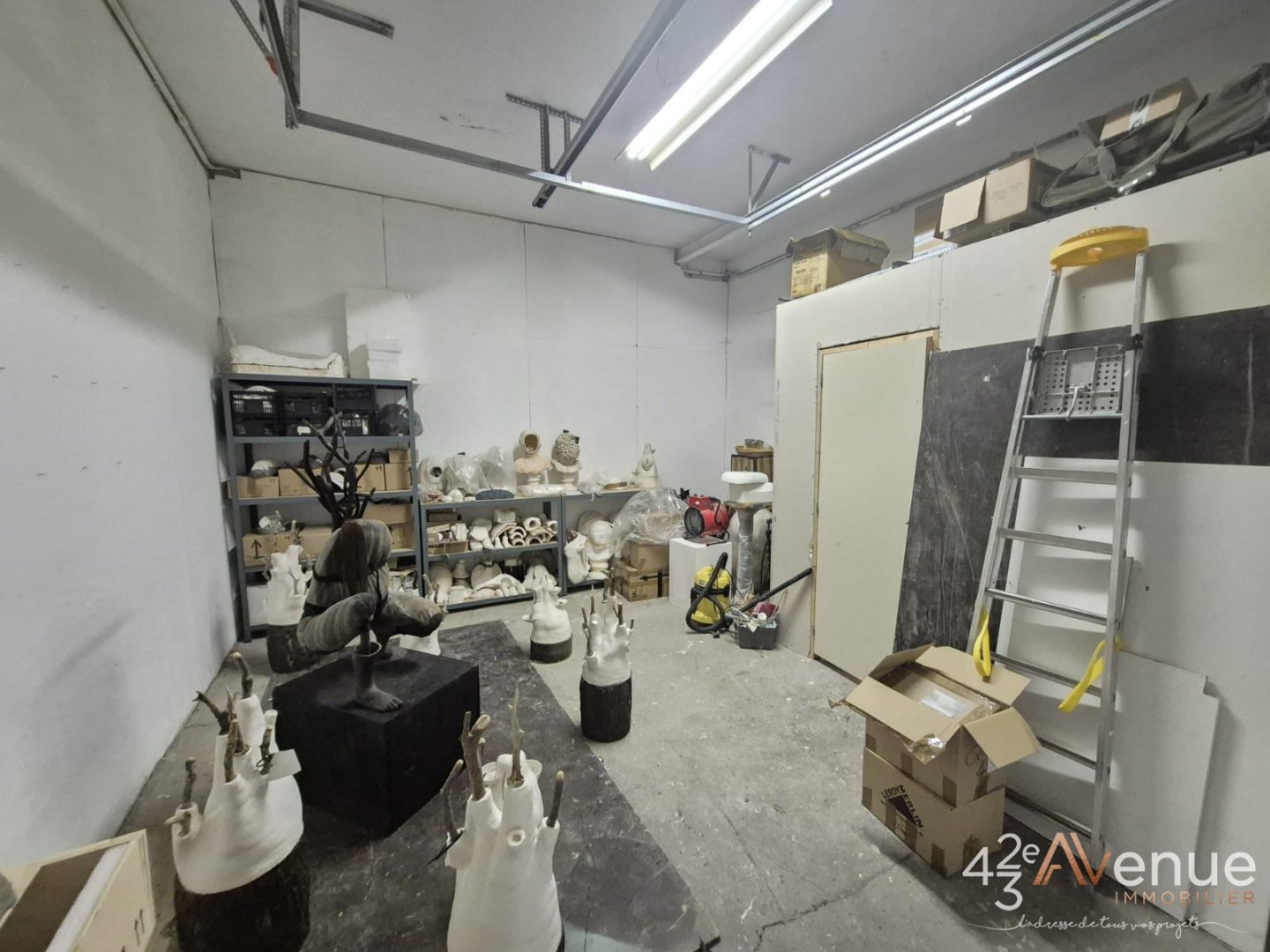 VENTE - Local - ST ETIENNE (42000) - 49900 €