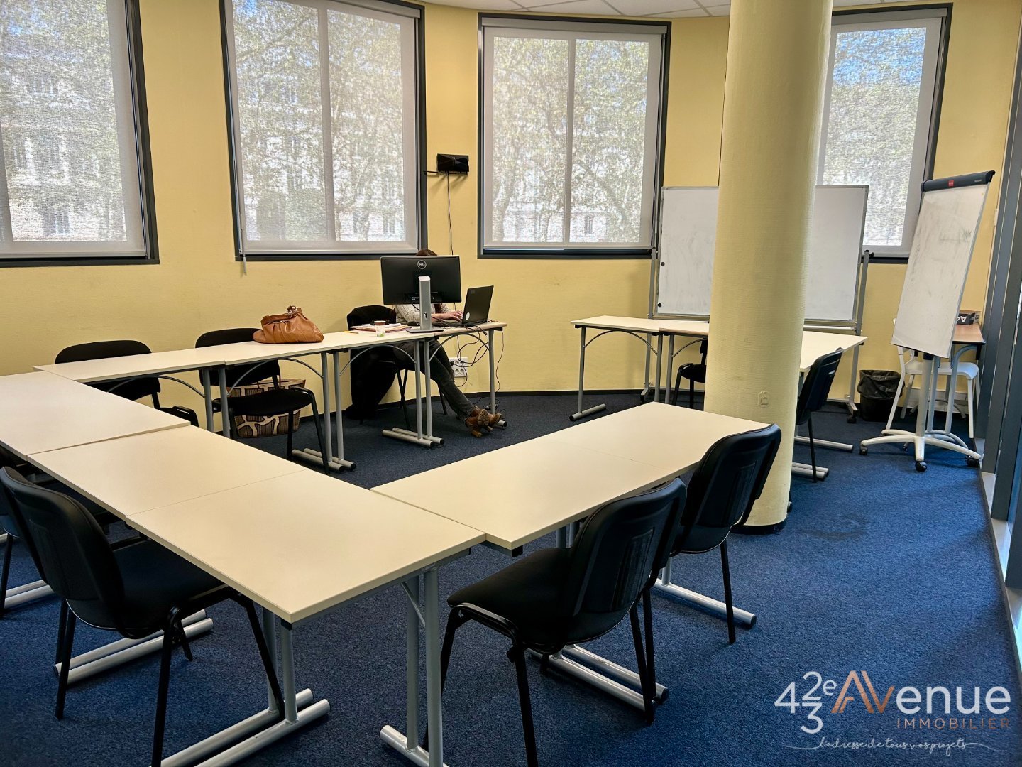 LOCATION - Bureaux - ST ETIENNE (42000) - 1667 €