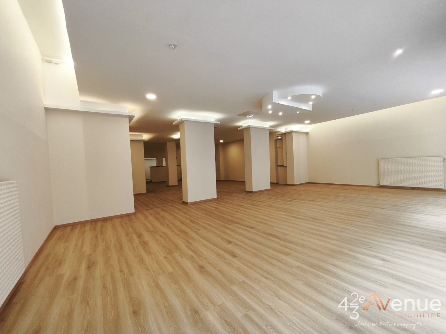 VENTE - Local - ST ETIENNE (42000) - 269000 €