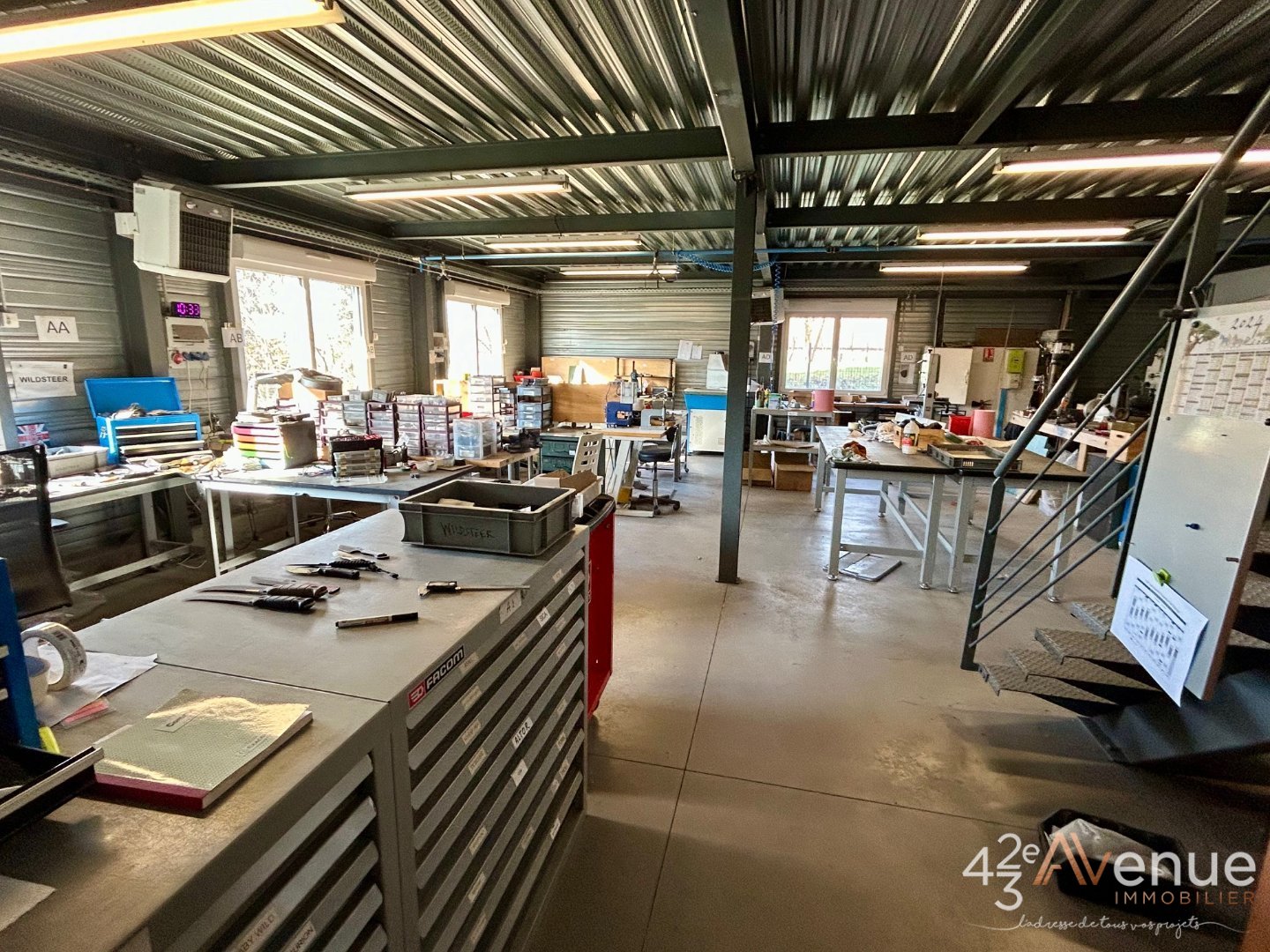 VENTE - Local - ROCHE LA MOLIERE (42230) - 380000 €