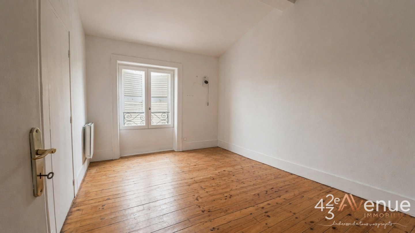 VENTE - Immeuble - RIVE DE GIER (42800) - 100000 €