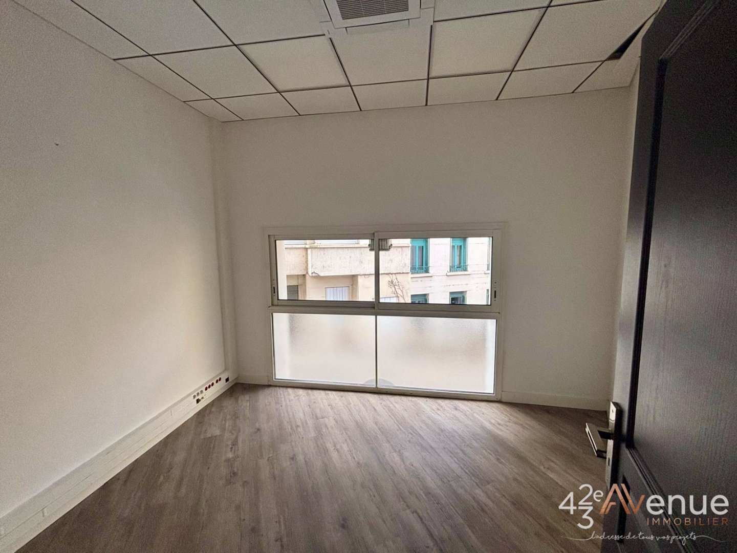 VENTE - Bureaux - ST ETIENNE (42000) - 275000 €