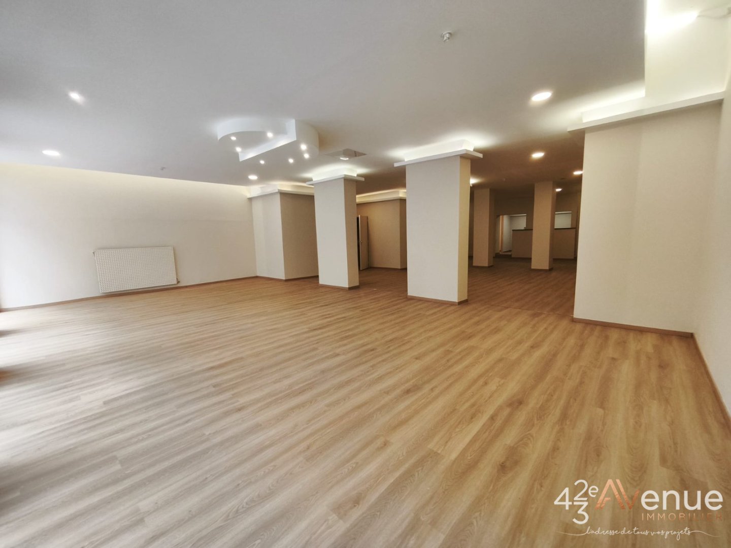 VENTE - Local - ST ETIENNE (42000) - 269000 €