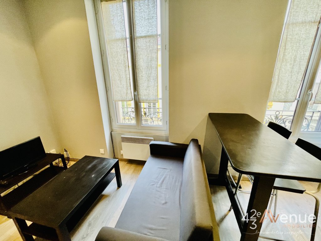 LOCATION - Appartement - ST ETIENNE (42000) - 395 €