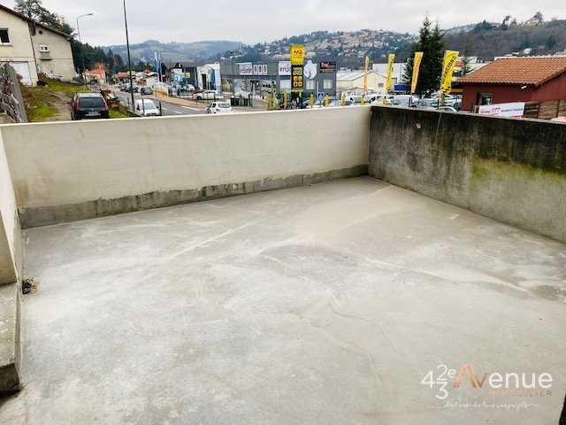 LOCATION - Appartement - ST PRIEST EN JAREZ (42270) - 390 €
