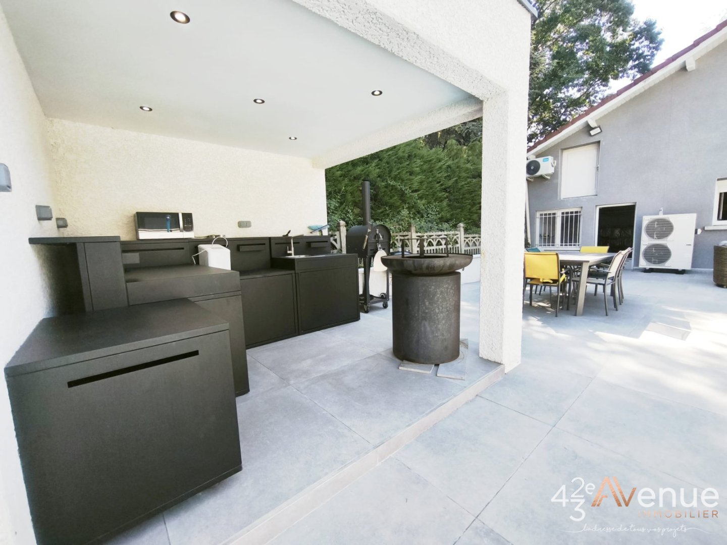 VENTE - Maison/villa - ST CHAMOND (42400) - 379000 €
