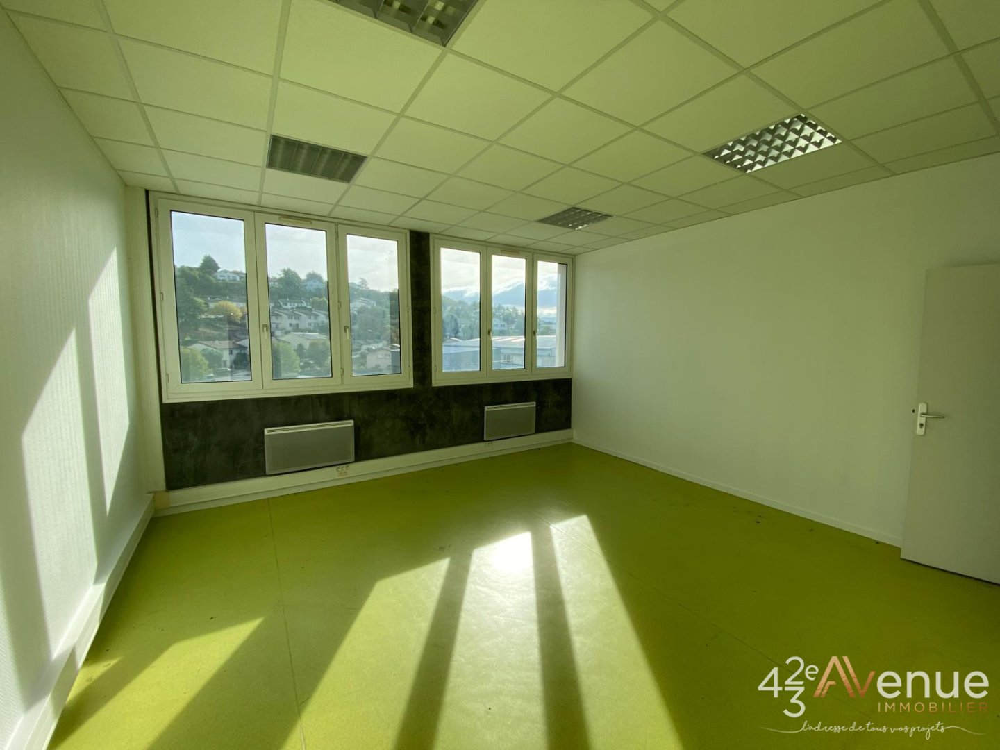 VENTE - Bureaux - ST ETIENNE (42000) - 170000 €