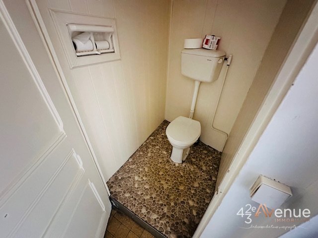 LOCATION - Bureaux - ST ETIENNE (42000) - 490 €