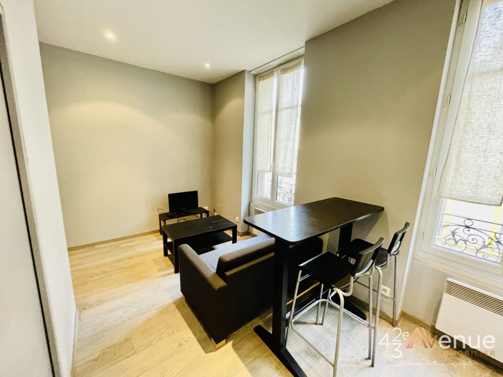 LOCATION - Appartement - ST ETIENNE (42000) - 395 €