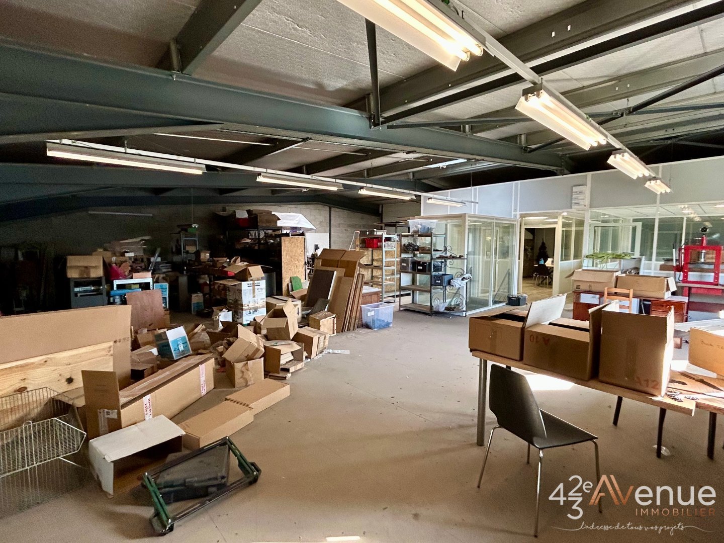 VENTE - Local - ROCHE LA MOLIERE (42230) - 380000 €