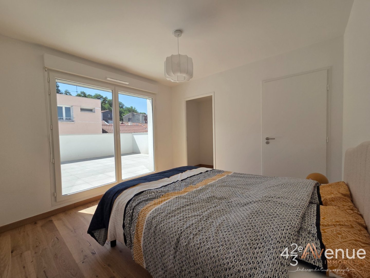 VENTE - Appartement - ST ETIENNE (42000) - 300000 €