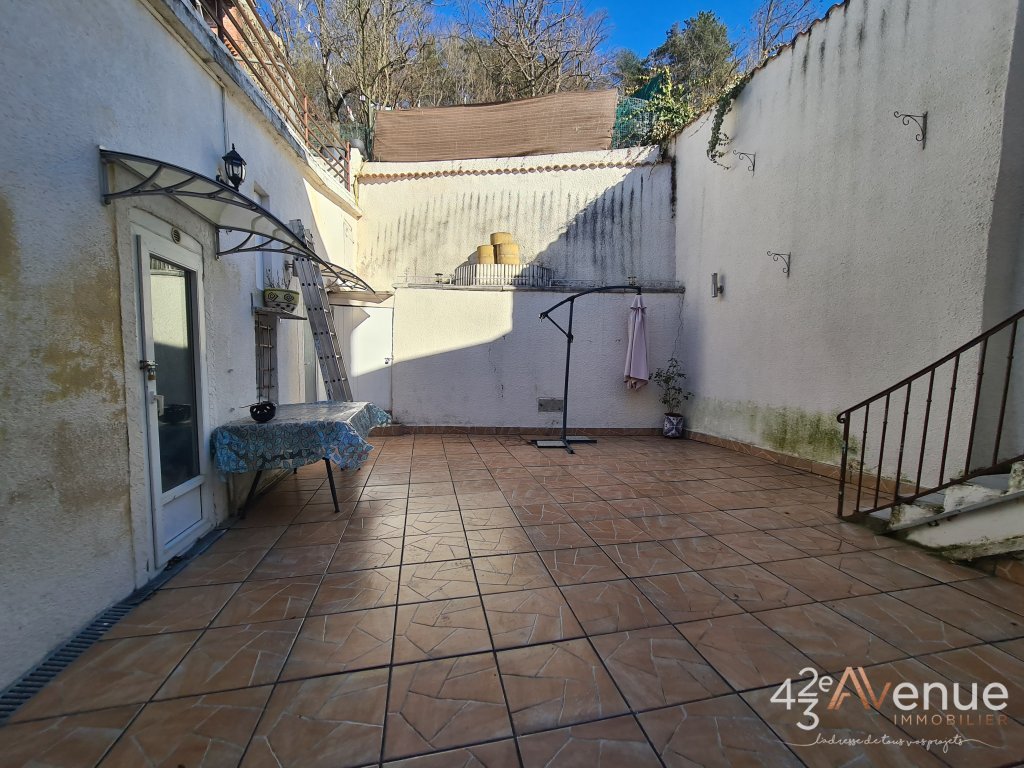 VENTE - Immeuble - UNIEUX (42240) - 250000 €