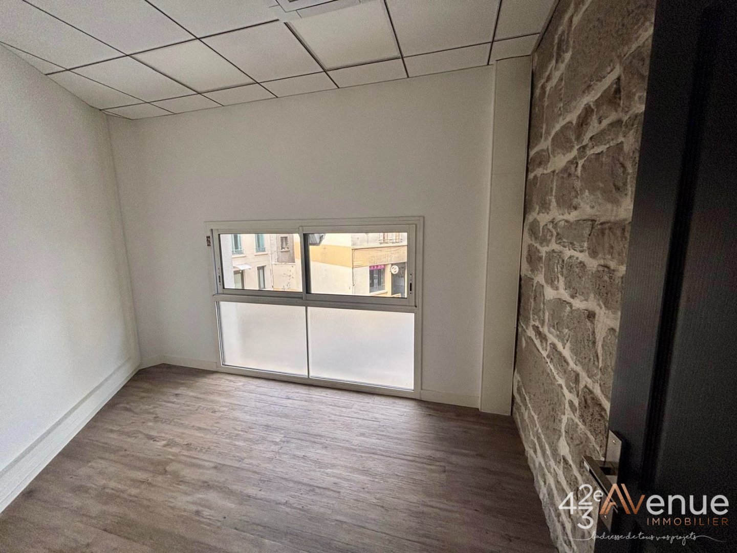 VENTE - Bureaux - ST ETIENNE (42000) - 275000 €