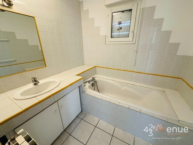 LOCATION - Appartement - ST ETIENNE (42000) - 800 €