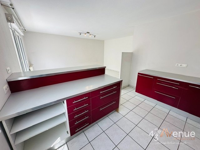 LOCATION - Appartement - ST ETIENNE (42000) - 800 €