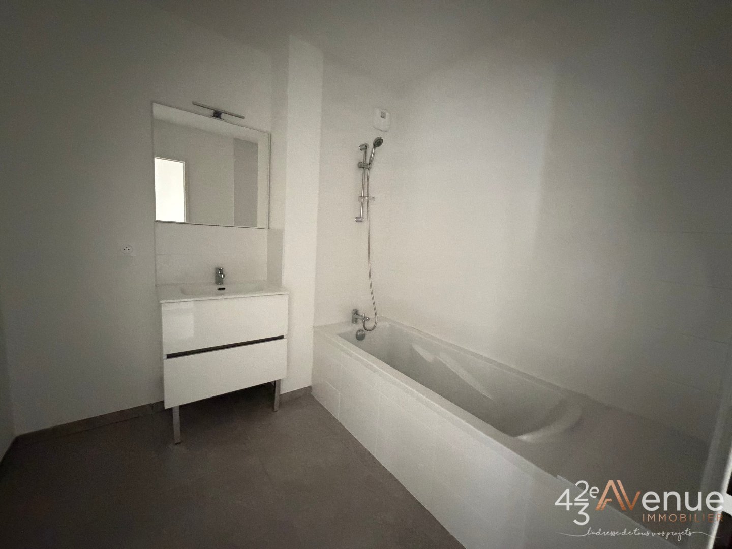 VENTE - Appartement - ST ETIENNE (42000) - 300000 €