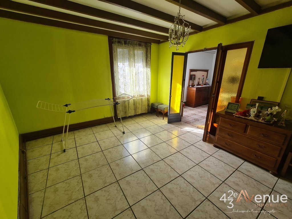 VENTE - Immeuble - UNIEUX (42240) - 250000 €
