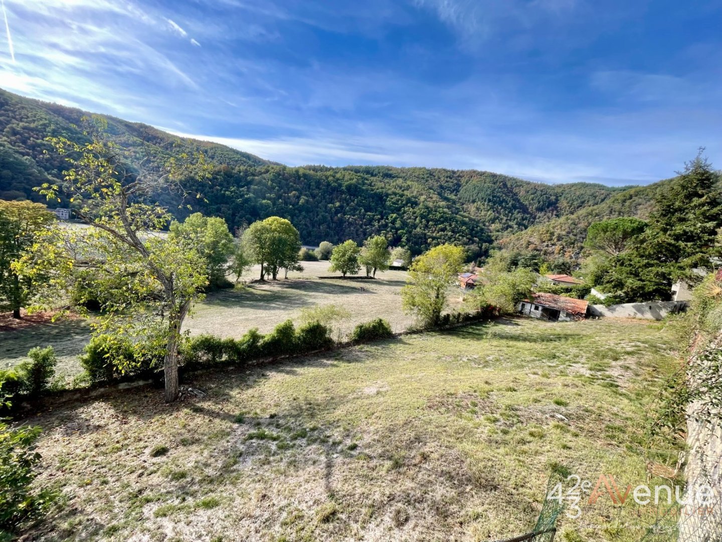 VENTE - Maison/villa - ST PAUL EN CORNILLON (42240) - 500000 €