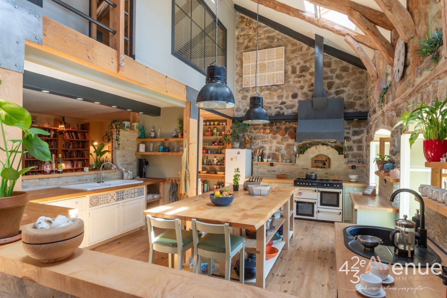 VENTE - Maison/villa - TENCE (43190) - 540000 €