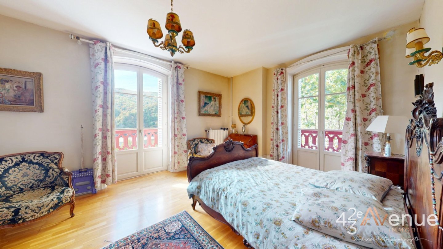 VENTE - Maison/villa - ST PAUL EN CORNILLON (42240) - 500000 €