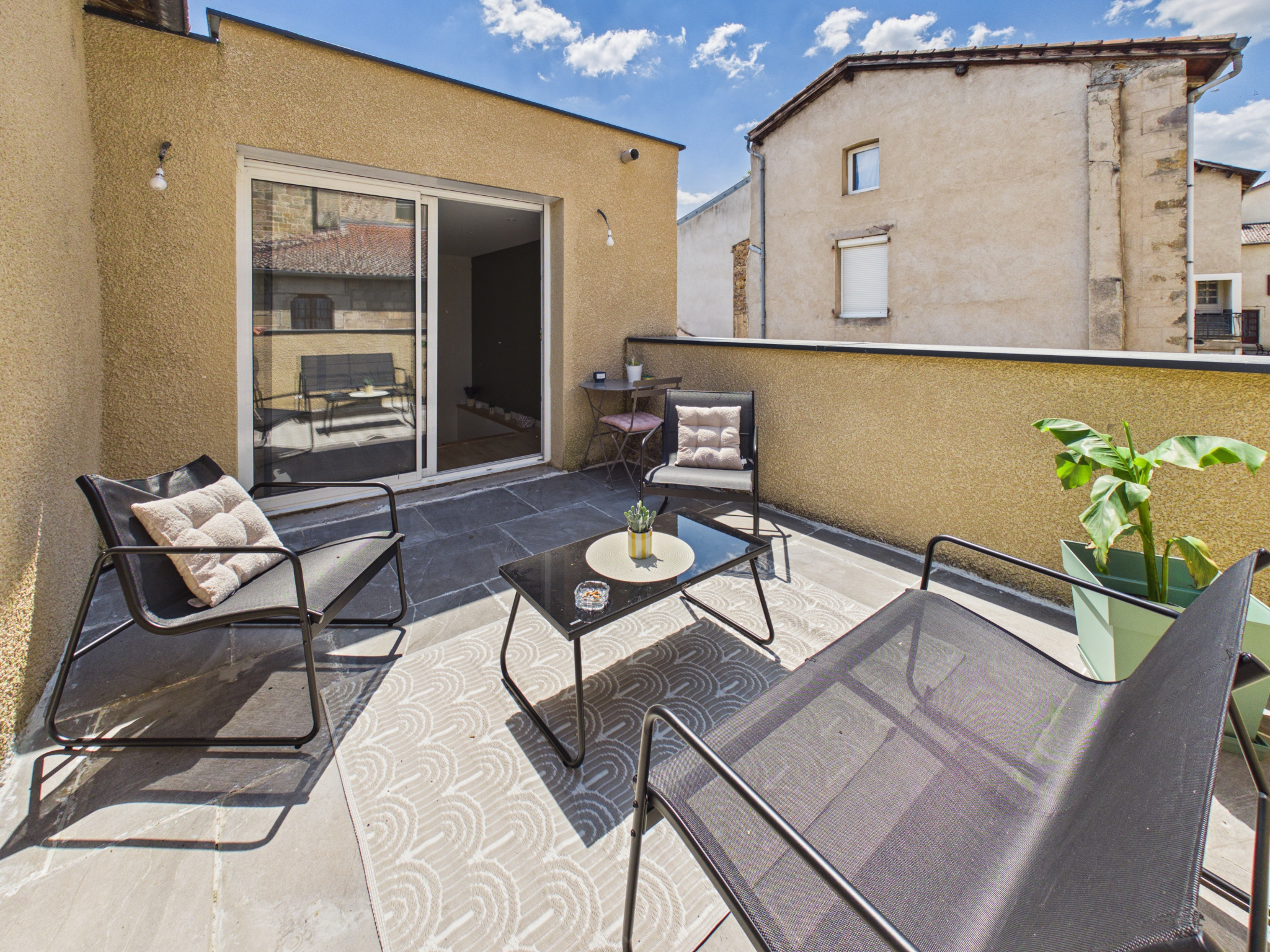 VENTE - Maison/villa - Bas-en-Basset (43210) - 175000 €