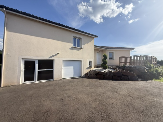 VENTE - Maison/villa - Le Chambon-Feugerolles (42500) - 419000 €