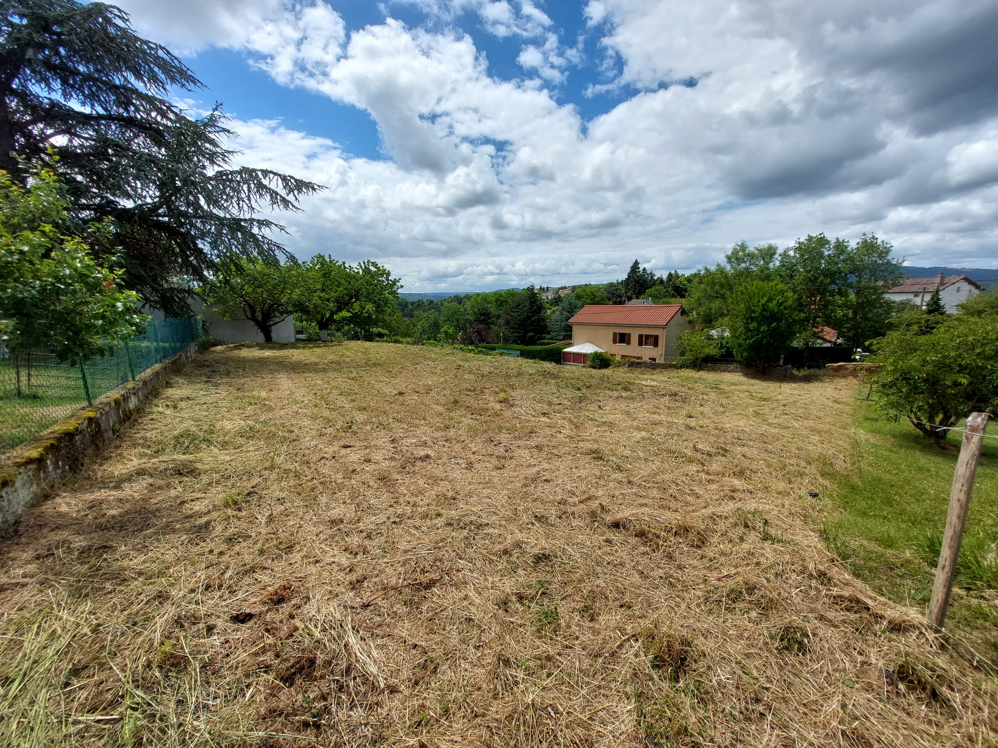 VENTE - Terrain - Monistrol-sur-Loire (43120) - 90000 €