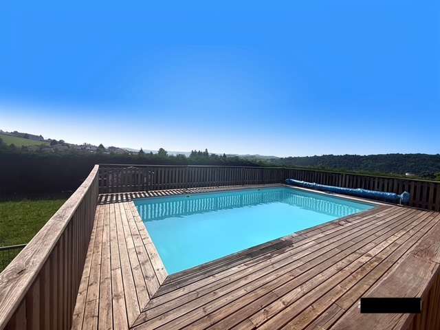 VENTE - Maison/villa - Le Chambon-Feugerolles (42500) - 419000 €