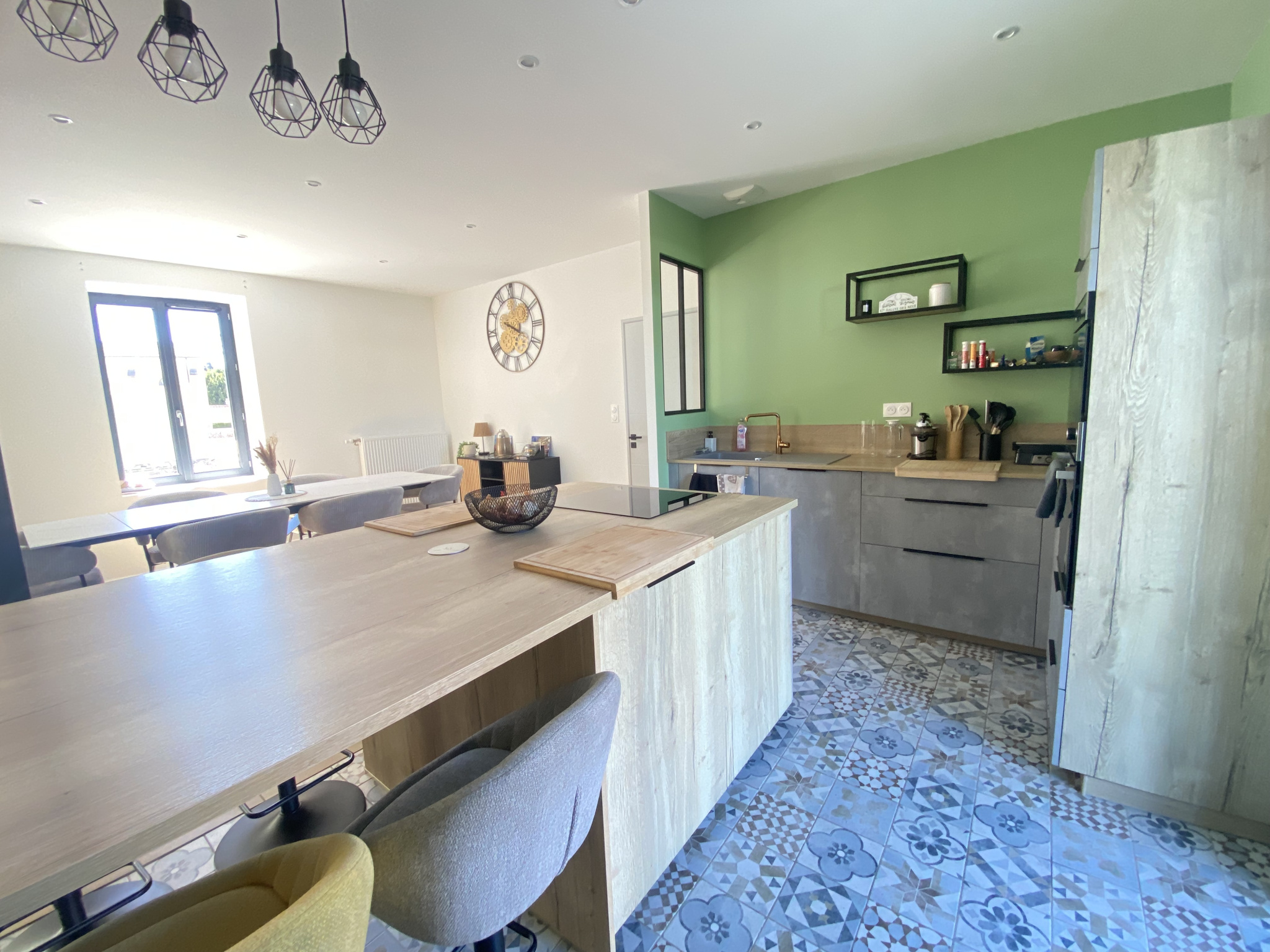 VENTE - Maison/villa - Saint-André-le-Puy (42210) - 335000 €