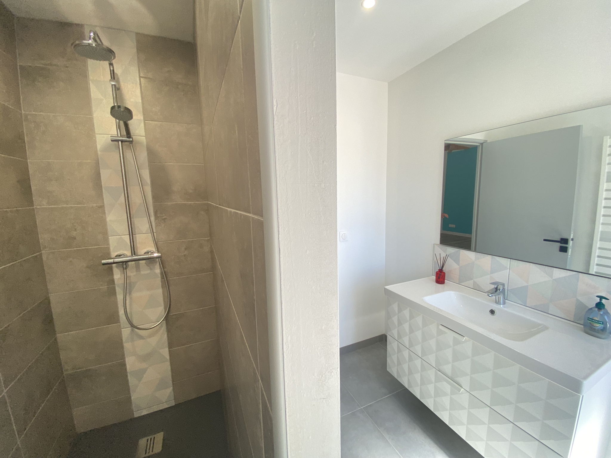 VENTE - Maison/villa - Saint-André-le-Puy (42210) - 335000 €